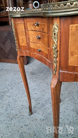 Шкаф с бъбрековидна форма , снимка 2 - Шкафове - 51975114