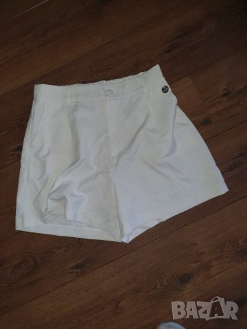 Liu.Jo къси панталони, снимка 9 - Панталони - 38833868