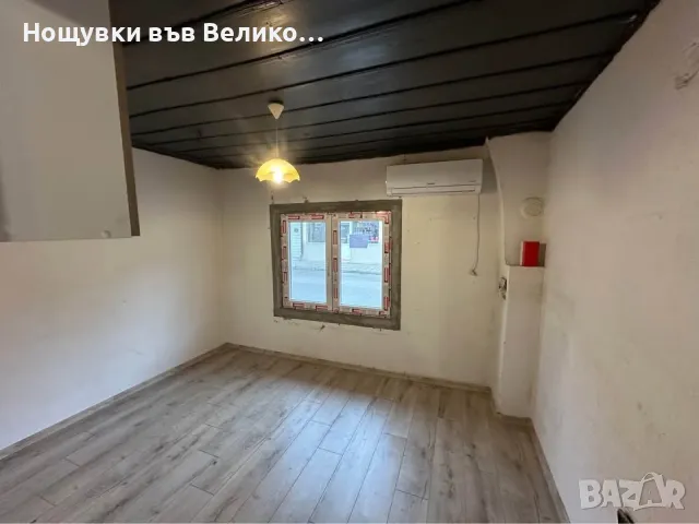 Двуетажна къща с тераса (ЗП 61 кв.м) и двор 368 кв.м в широкия център на град Елена, снимка 3 - Къщи - 48580538