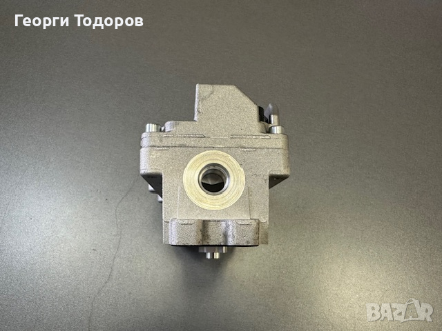 Електронни Актуатори за турбо на багери , камиони и рейсове, снимка 3 - Части - 44636594