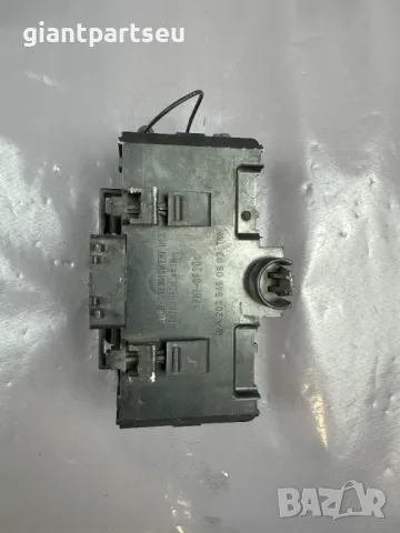 Бушонна Кутия за Мерцедес Mercedes-benz W203 A2035450803