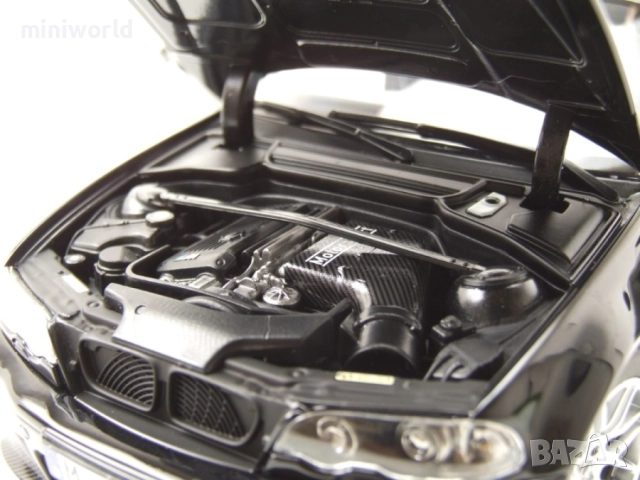 BMW M3 CSL E46 2003 - мащаб 1:18 на Norev моделът е нов в кутия., снимка 5 - Колекции - 52176627