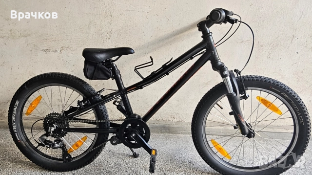 Детски велосипед Specialized HotRock 20, снимка 1