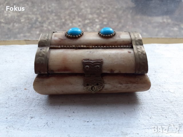 Стара кутия от камилска кост с месингов обков, снимка 2 - Антикварни и старинни предмети - 38999908