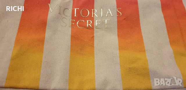 Victoria Secret Greetings From Paradise нова чанта, снимка 11 - Чанти - 36382561