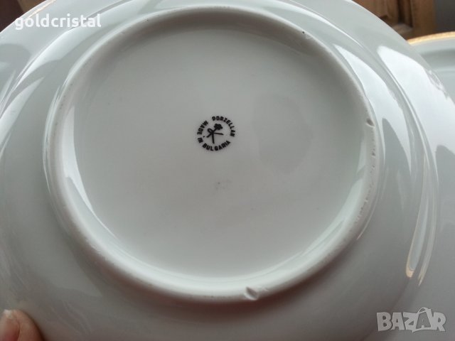 Стар български порцелан чинии с златен кант , снимка 11 - Антикварни и старинни предмети - 39897654