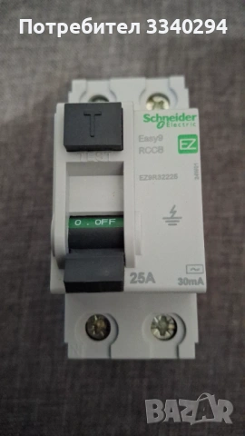 Дефектнотокова защита 2P, 25A, 30 mA, EZ9R32225 Schneider