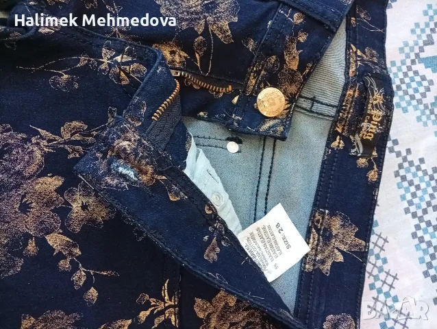 дънки с брукатени рози, снимка 2 - Дънки - 56514111