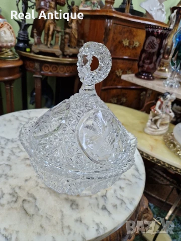 Страхотна антикварна колекционерска немска кристална бомбониера , снимка 3 - Антикварни и старинни предмети - 51008999