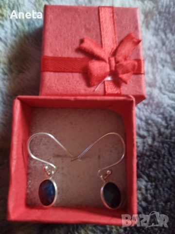 Нежни малки обеци с малки камъни розов кварц и сапфир, снимка 3 - Обеци - 52505571