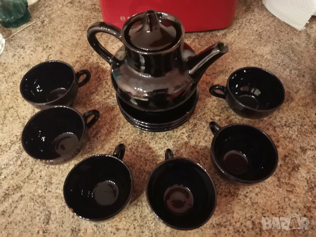 Керамични чаши и каничка 