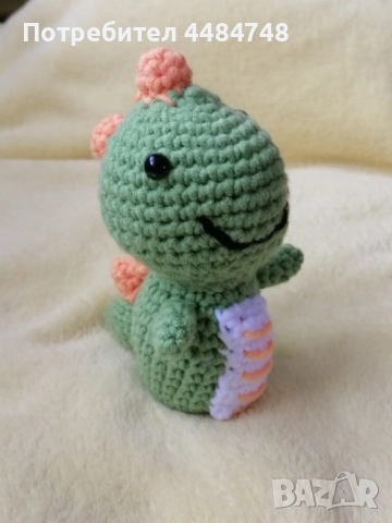 Плетено динозавърче