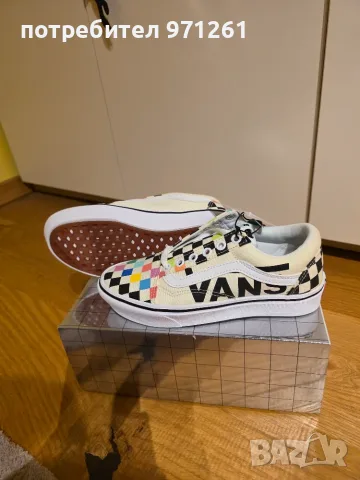 Vans Moma кецове номер 34.5
