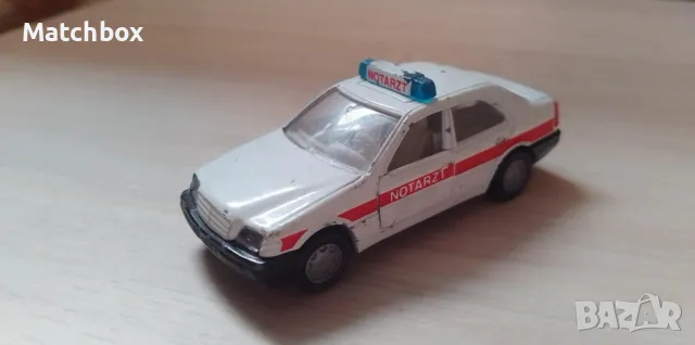 Siku Mercedes С220 1/64, снимка 1
