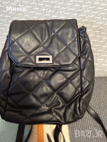 Дамска раничка