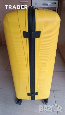 Куфар American Tourister Airconic на 4 колела 67см жълт, снимка 4 - Куфари - 27544104