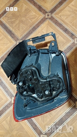 Десен стоп за БМВ 1серия Ф20, снимка 2 - Части - 52416872