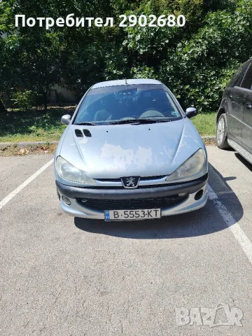 Продавам лек автомобил 