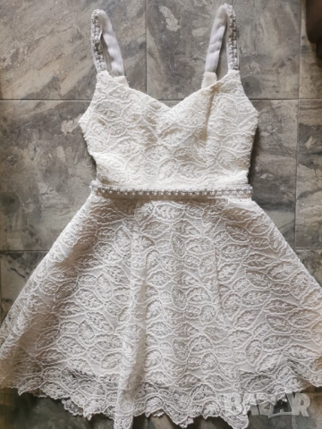 Рокля дантела и перли с коланче Avin, снимка 5 - Рокли - 54123228