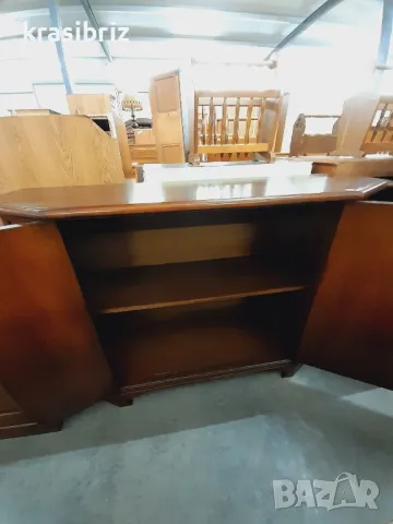 Масивен Шкаф- внос от Германия!, снимка 3 - Шкафове - 47976689