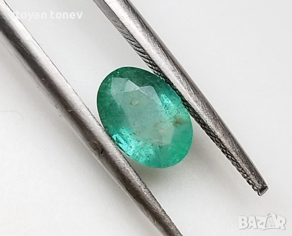 Естествен изумруд с приятен цвят 0.62кт.! Нов!