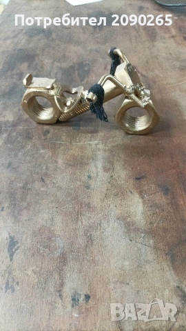 продавам метални моторчета тип Харлей Дейвидсън дължина15см 