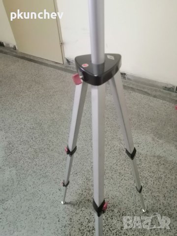 Фотографски статив /тринога 150 см , снимка 5 - Чанти, стативи, аксесоари - 40432958