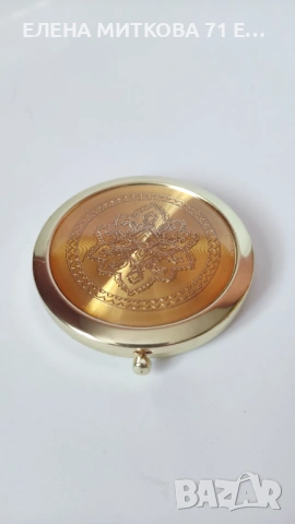 Дамско козметично сгъваемо огледало луксозно изпълнение