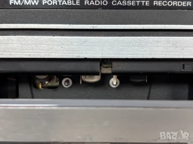 За части! FM/MW Радио Касетофон HITACHI TRK-5300, снимка 6 - Радиокасетофони, транзистори - 55950598