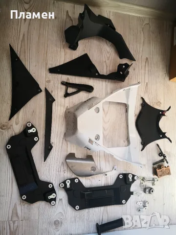 Части за Yamaha r1 и Yamaha r6 , снимка 18 - Части - 55993133