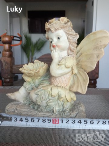 Продавам стара, красива фигурка на момиче-ангел., снимка 5 - Колекции - 42277950