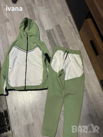 екип на найк//