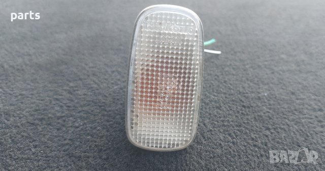 Мигач Калник Лексус ИС200 - Тойота Рав 4 - 015E130294 N , снимка 3 - Части - 42308346