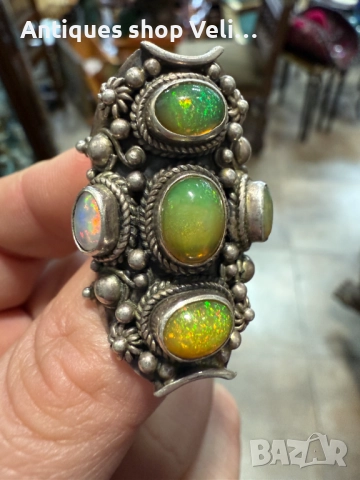 Сребърен пръстен с опали №7464 