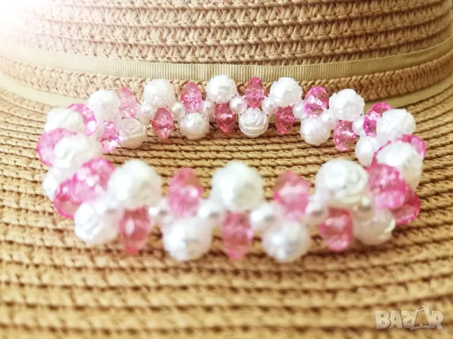 🏷️ Гривна / цвят: бял и розов, снимка 2 - Гривни - 47292736
