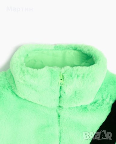 Дамско яке Nike Faux Fur Green - размер XS/S, снимка 5 - Якета - 40677623