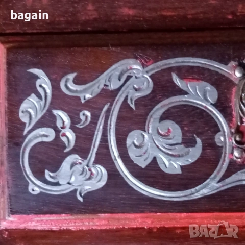 Уникална кутия с интарзии., снимка 4 - Антикварни и старинни предмети - 53364155