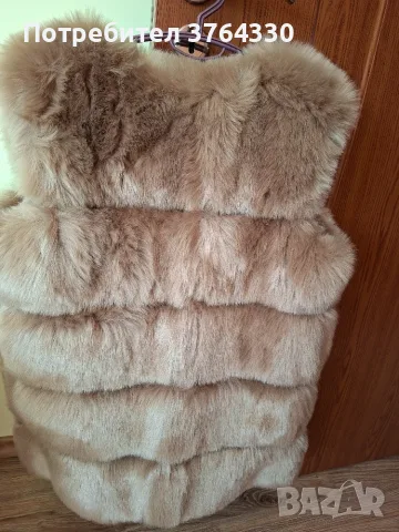 Бежов елек от естествен косъм, снимка 3 - Елеци - 56530971