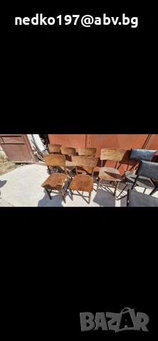 продавам столове 5 евро за 1 брой