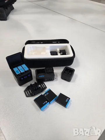 GoPro 10 Black + Оригинален калъф + Аксесоари