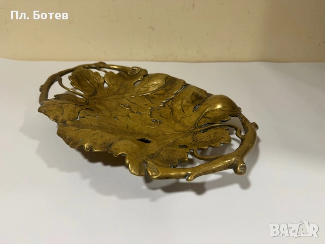 Стар бронзов поднос, снимка 4 - Антикварни и старинни предмети - 54138806