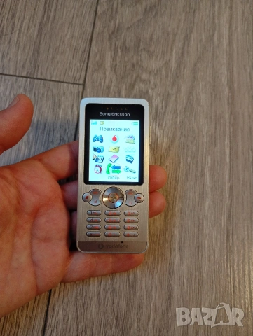 Sony Ericsson W302 БГ меню