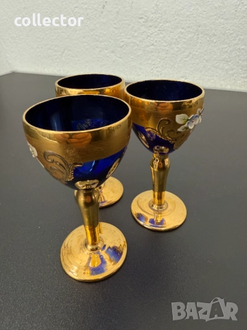 Три броя италиански чашки с позлата. №7495, снимка 6 - Антикварни и старинни предмети - 52063692