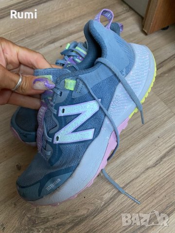 Оригинални юношески маратонки NEW BALANCE! 34,5 н, снимка 2 - Детски маратонки - 42223153