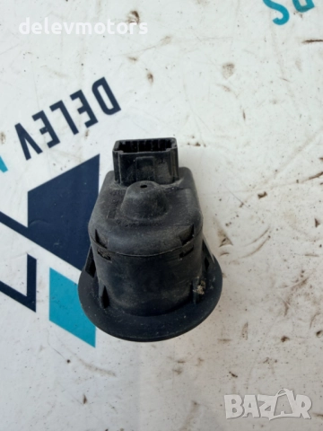 Копче за ел. огледала от Dacia Dokker 1.6i, 109 ph., 5sp., 15 000 km, 2021, euro 6D, engine H4M740, снимка 2 - Части - 52979631