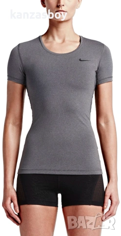 NIKE pro - страхотна дамска тениска M КАТО НОВА