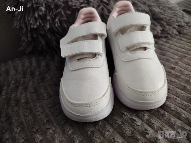 маратонки Адидас, снимка 2 - Детски маратонки - 52385698