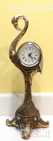 Фигура на чапла с часовник, сувенир подходящ за подарък, украса и декорация