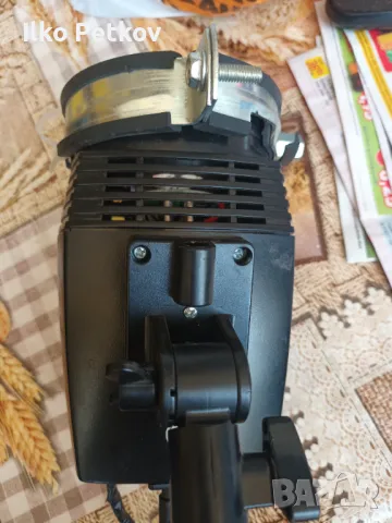 Светкавица за снимане, снимка 3 - Светкавици, студийно осветление - 49890334