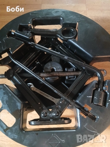 Органайзер с инструменти хюндай кия оем нов, снимка 9 - Аксесоари и консумативи - 52719880